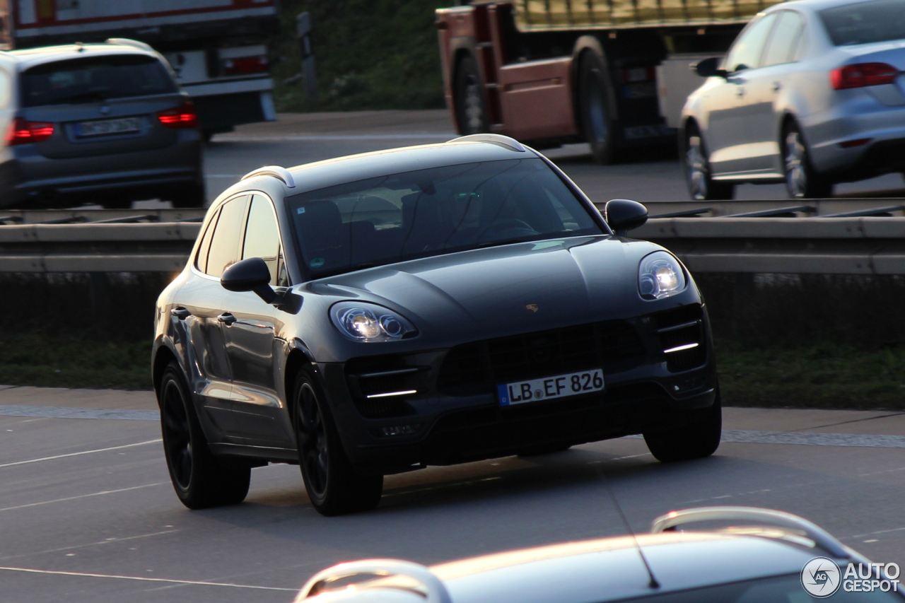 Porsche 95B Macan Turbo