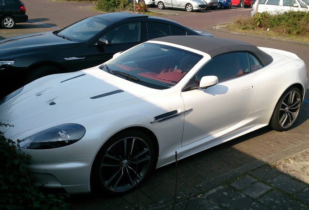 Aston Martin DBS Volante