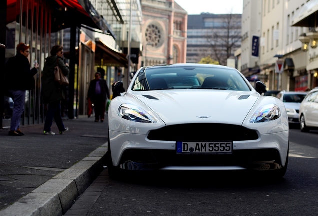 Aston Martin Vanquish 2013