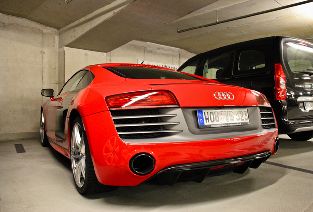 Audi R8 V10 Plus 2013