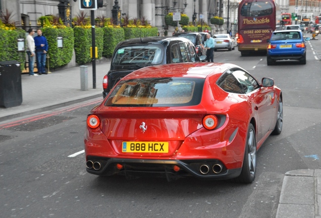 Ferrari FF