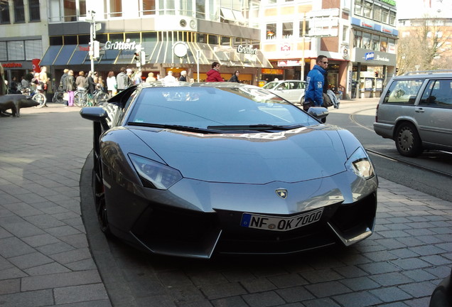 Lamborghini Aventador LP700-4