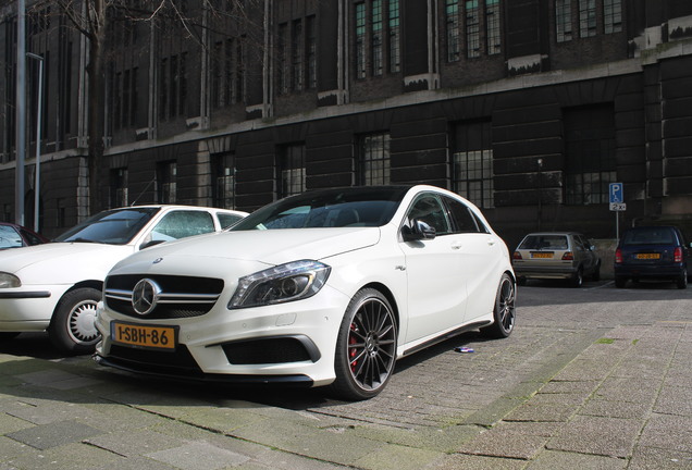 Mercedes-Benz A 45 AMG