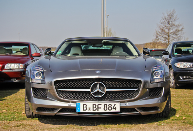 Mercedes-Benz SLS AMG GT Roadster