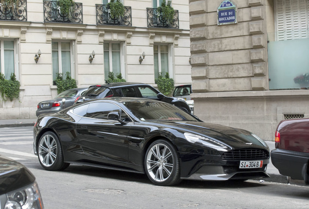 Aston Martin Vanquish 2013