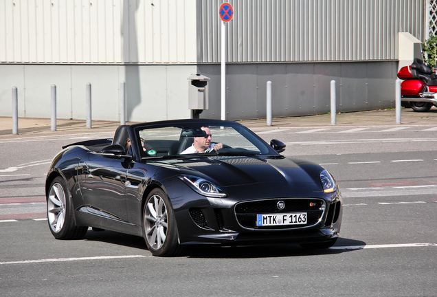 Jaguar F-TYPE S Convertible