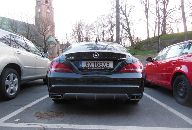 Mercedes-Benz CLA 45 AMG C117