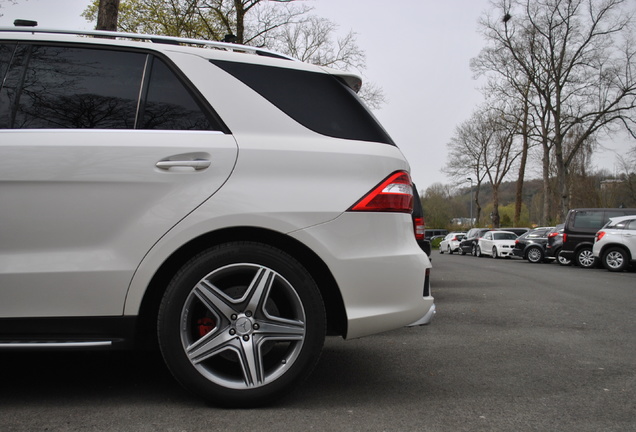 Mercedes-Benz ML 63 AMG W166