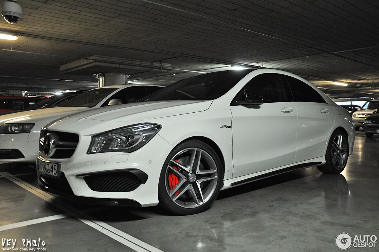 Mercedes-Benz CLA 45 AMG C117