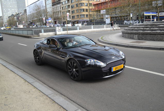 Aston Martin V8 Vantage