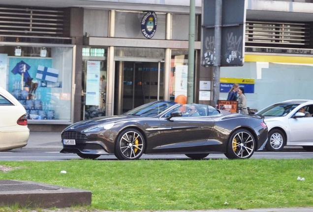 Aston Martin Vanquish Volante