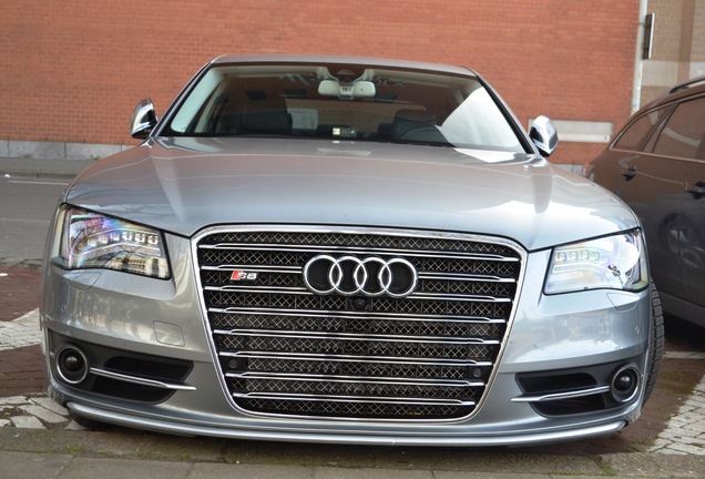 Audi S8 D4