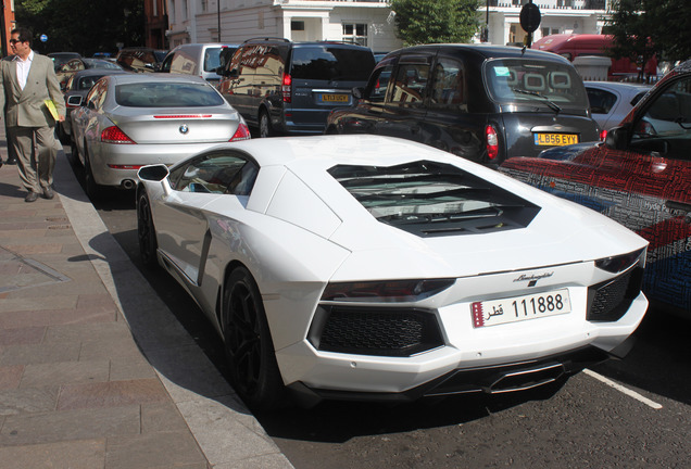 Lamborghini Aventador LP700-4