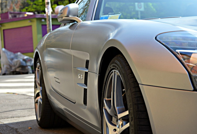 Mercedes-Benz SLS AMG