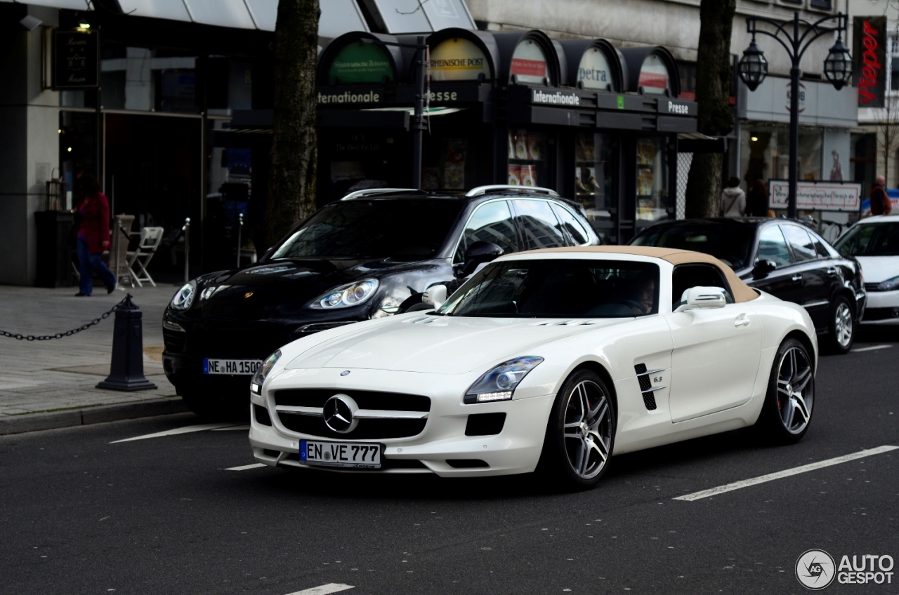 Mercedes-Benz SLS AMG Roadster