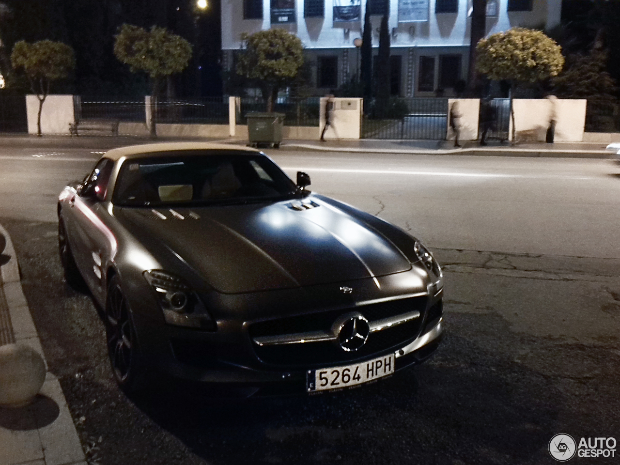 Mercedes-Benz SLS AMG Roadster