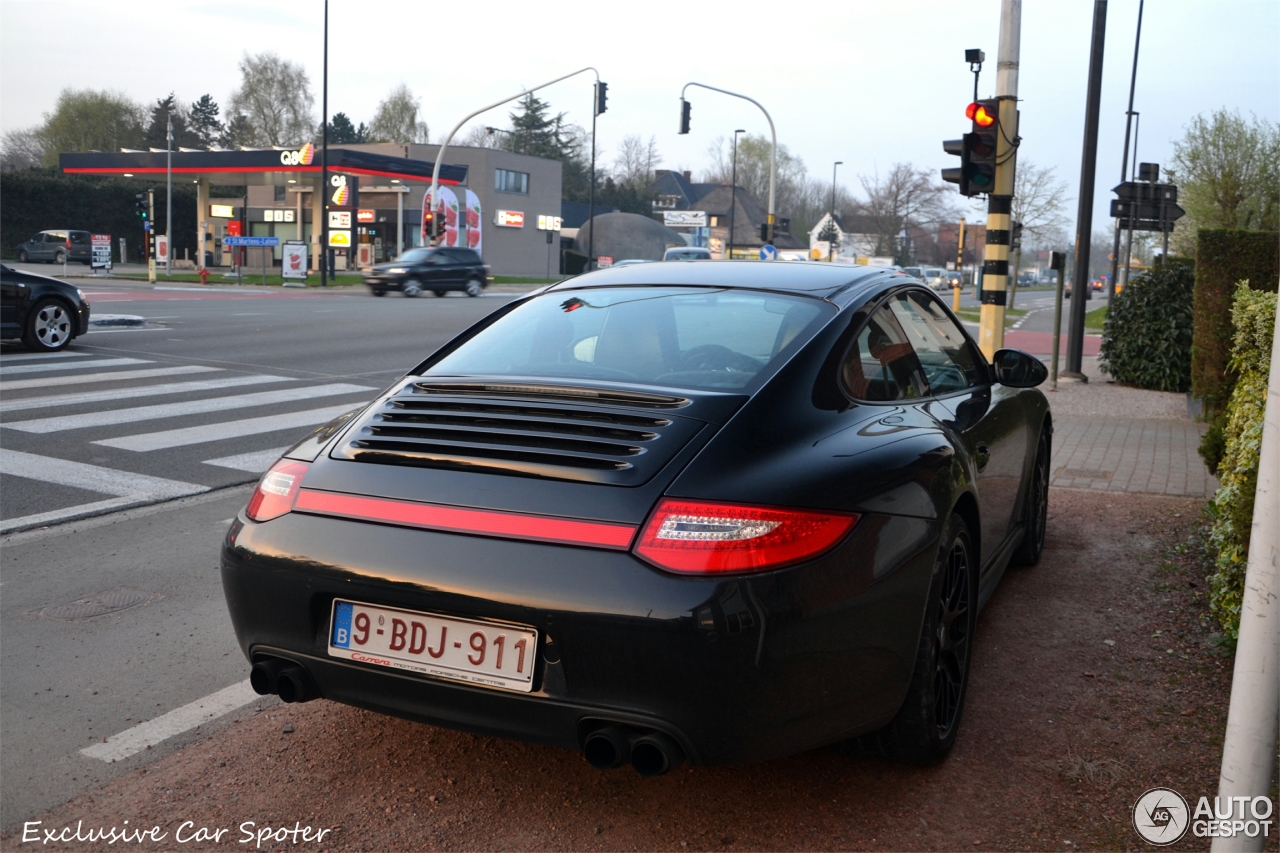 Porsche 997 Carrera 4 GTS