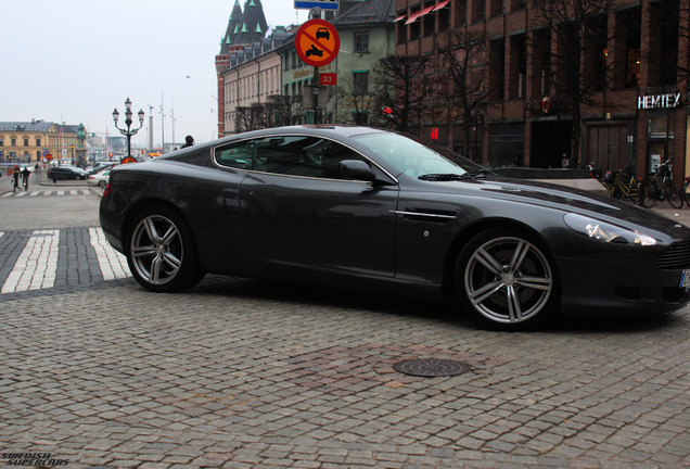 Aston Martin DB9