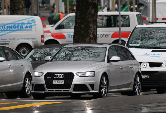 Audi RS4 Avant B8