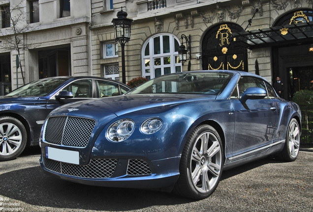 Bentley Continental GTC 2012