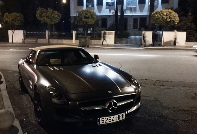 Mercedes-Benz SLS AMG Roadster