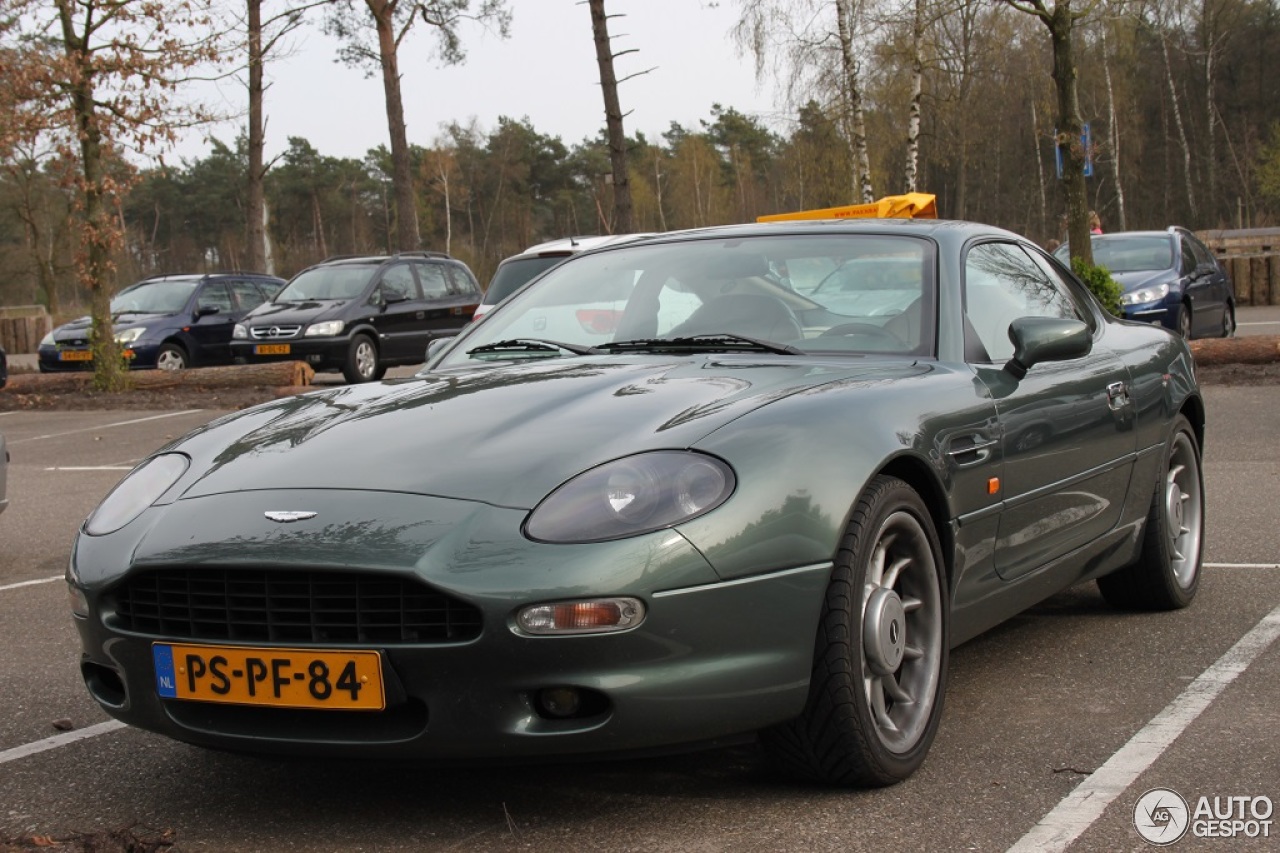 Aston Martin DB7