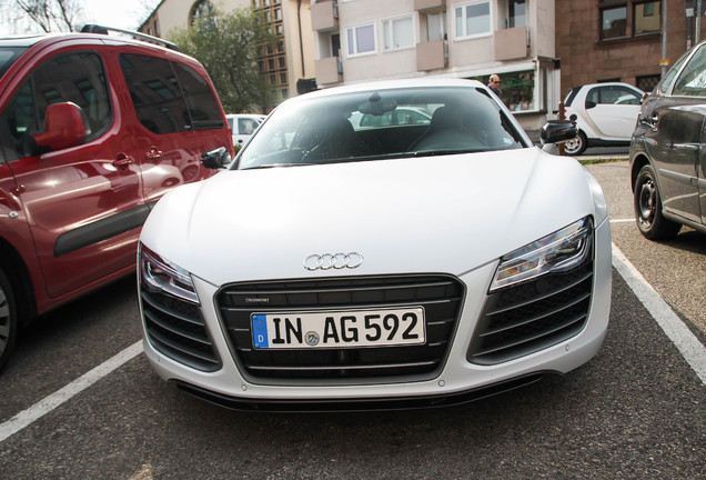 Audi R8 V10 Plus 2013