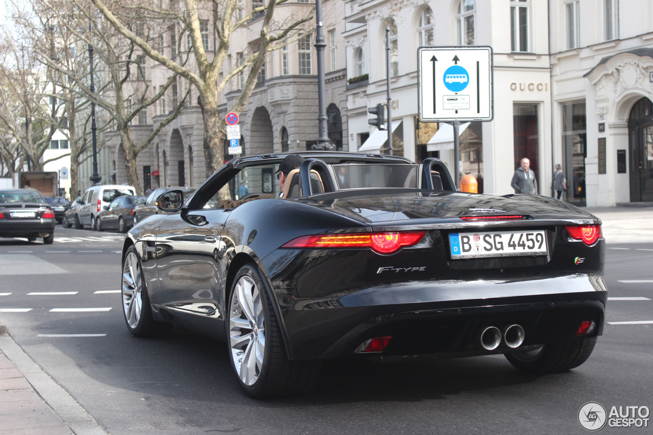 Jaguar F-TYPE S Convertible