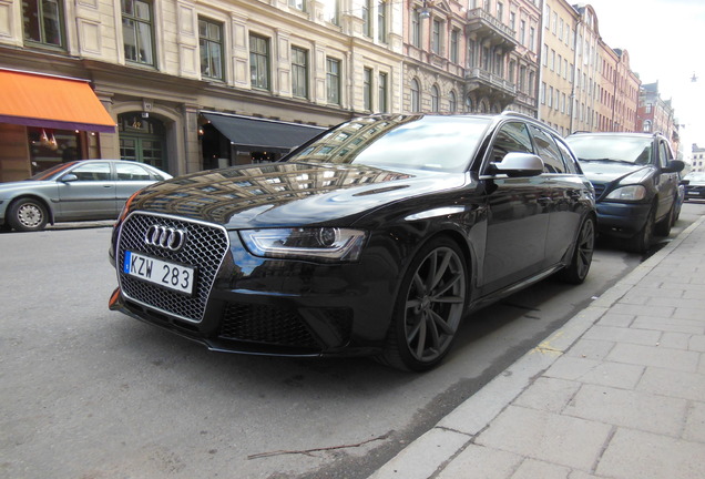 Audi RS4 Avant B8