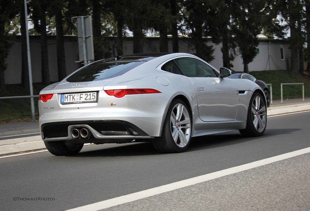 Jaguar F-TYPE S Coupé