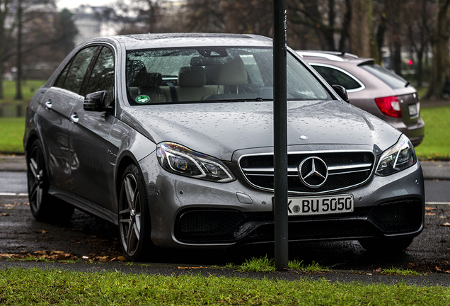 Mercedes-Benz E 63 AMG S W212