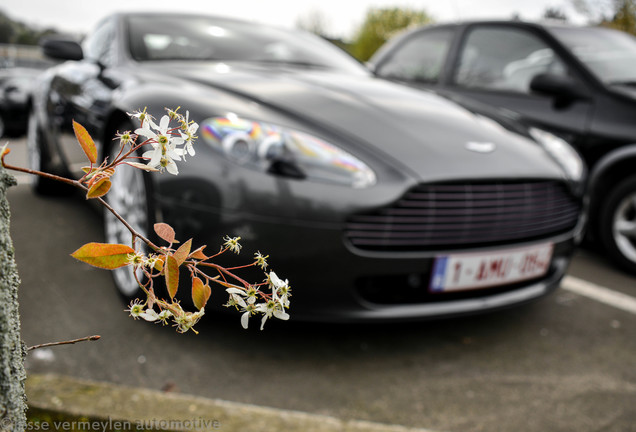 Aston Martin V8 Vantage