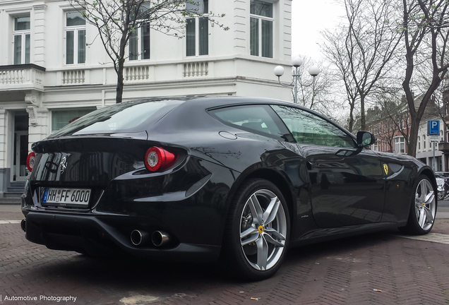 Ferrari FF