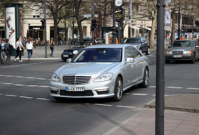 Mercedes-Benz S 63 AMG W221 2010