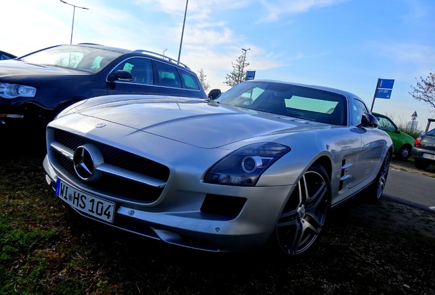 Mercedes-Benz SLS AMG