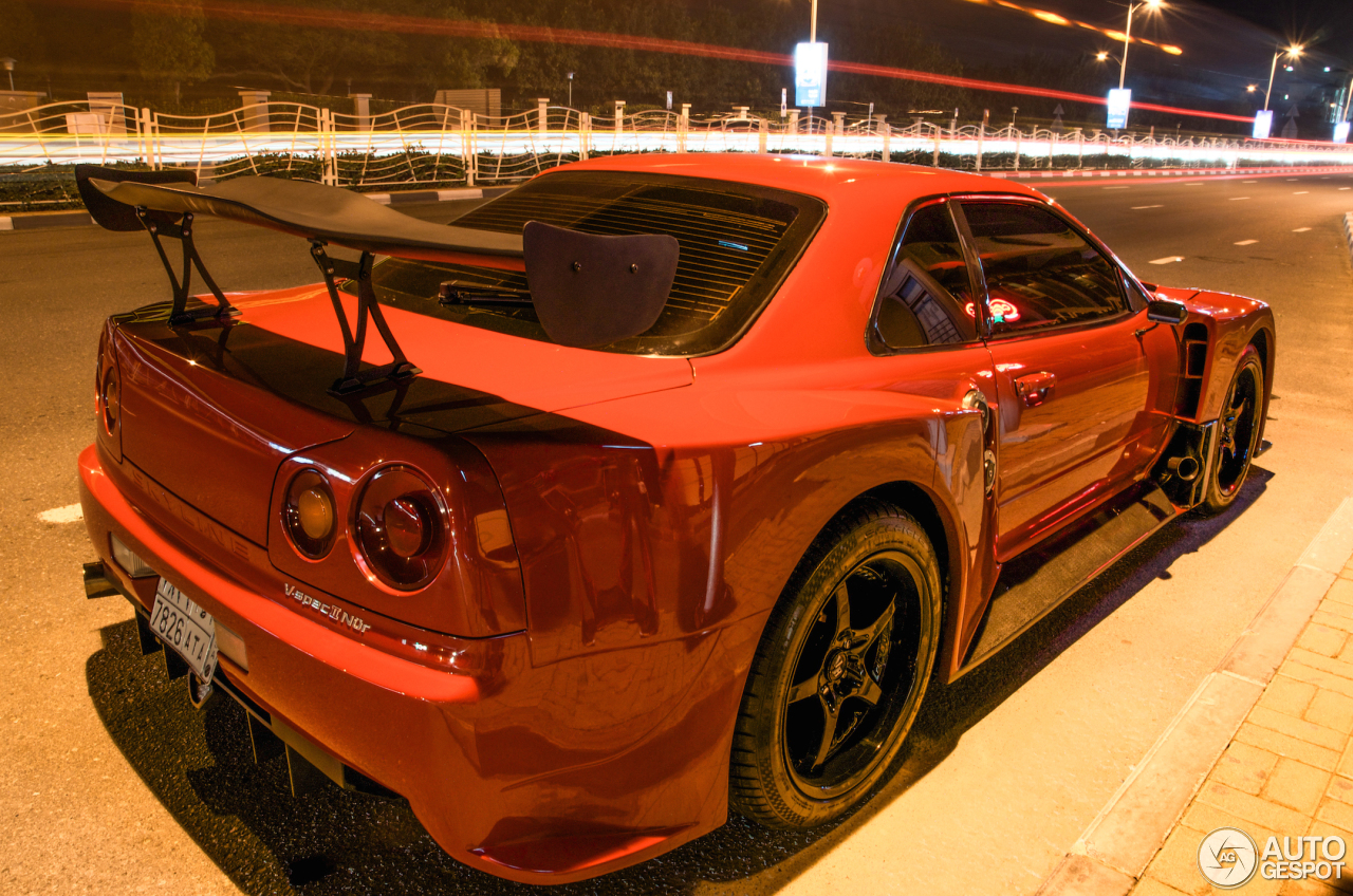 NISSAN GT-R & SKYLINE GT-R V-spec II Nür Very Low Mileage Nissan Skyline GT-R V-Spec II Nur Goes For