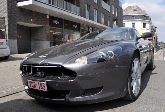 Aston Martin DB9