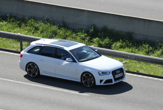 Audi RS4 Avant B8