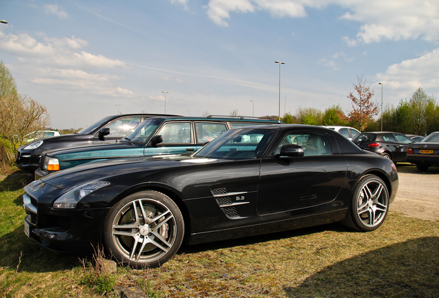 Mercedes-Benz SLS AMG