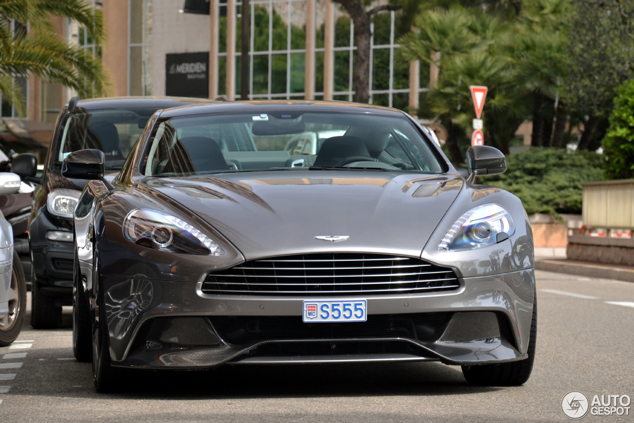 Aston Martin Vanquish 2013