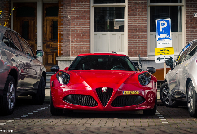 Alfa Romeo 4C Launch Edition