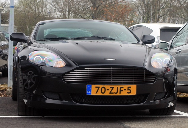 Aston Martin DB9