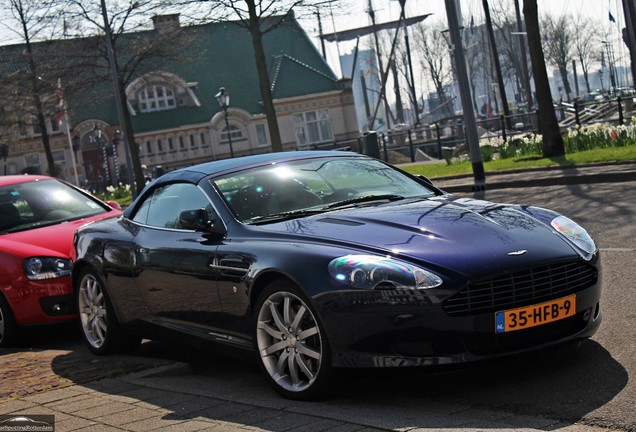 Aston Martin DB9 Volante