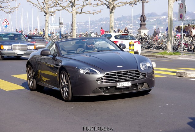 Aston Martin V8 Vantage S Roadster