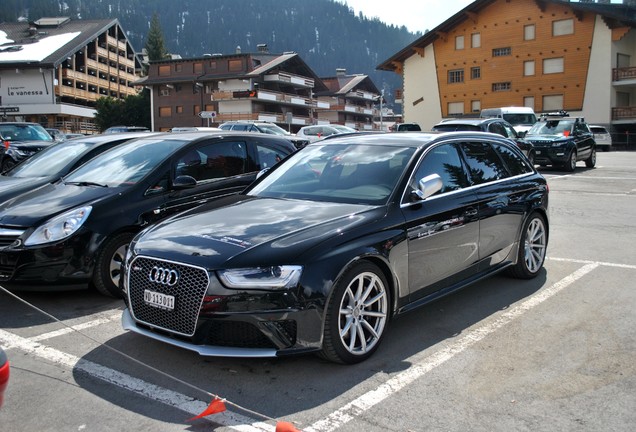 Audi RS4 Avant B8