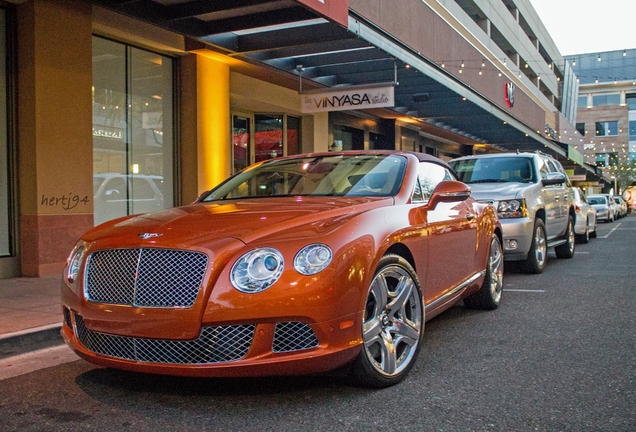 Bentley Continental GTC 2012