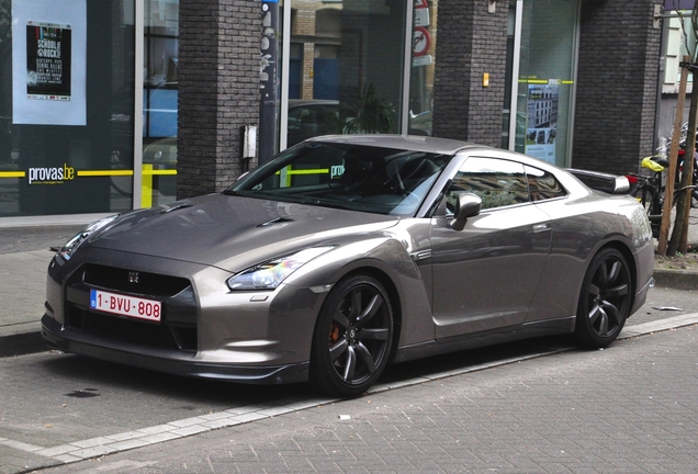 Nissan GT-R