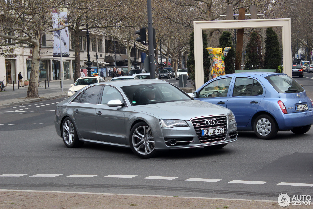 Audi S8 D4