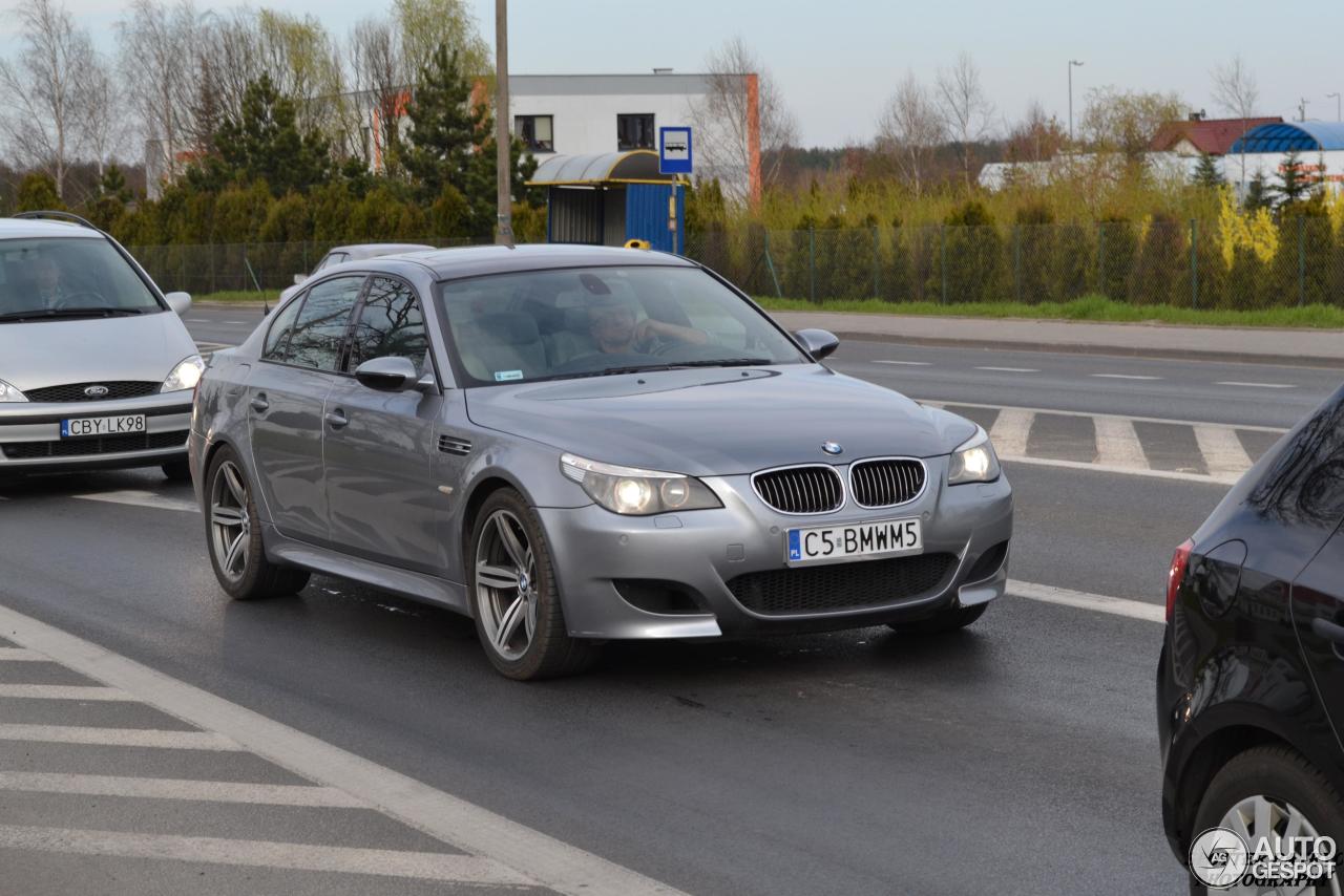 BMW M5 E60 2005