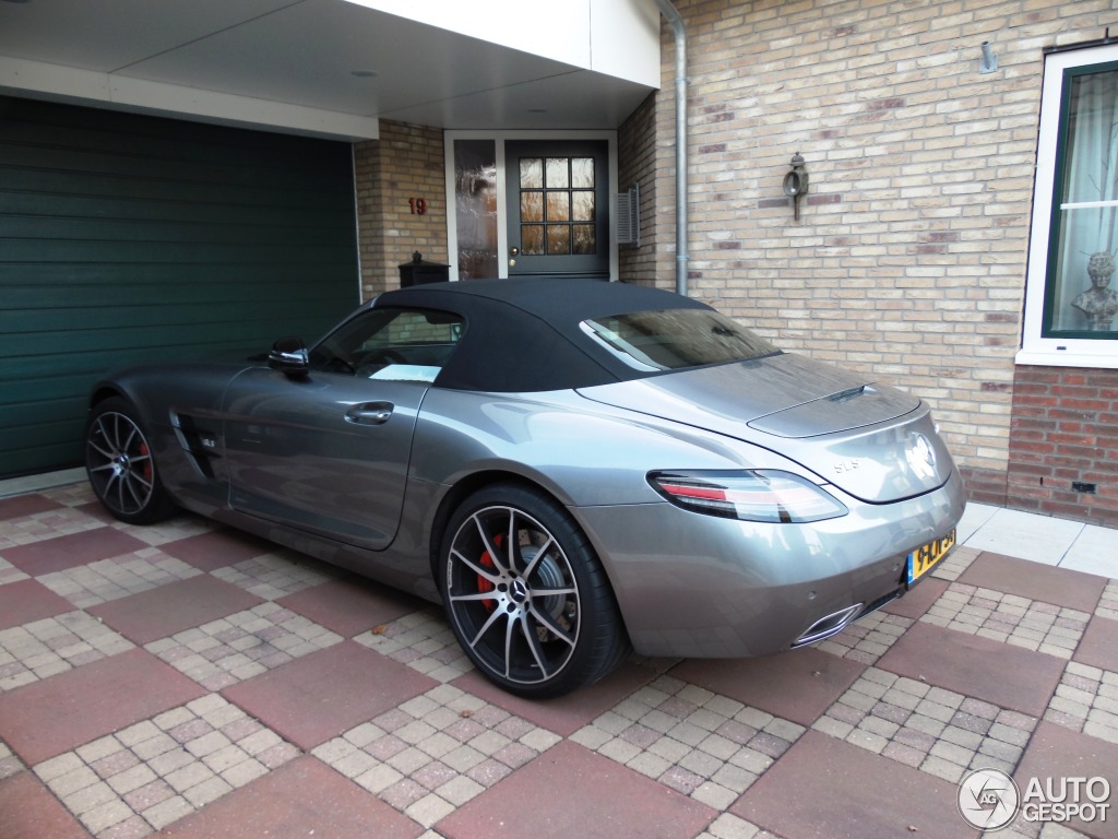 Mercedes-Benz SLS AMG GT Roadster